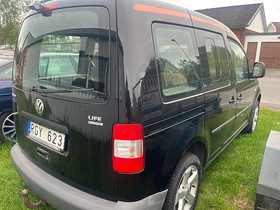 Volkswagen Caddy 2 of 4