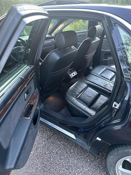 Audi S8 8 of 12
