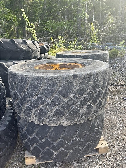 Volvo L60 hjul