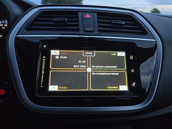 Suzuki S-Cross 17 of 17