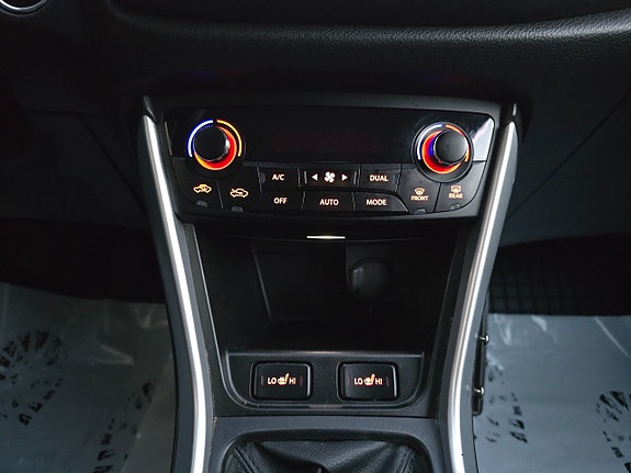 Suzuki S-Cross 14 of 17