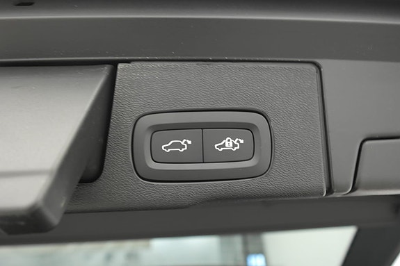 Volvo XC60 16 of 18