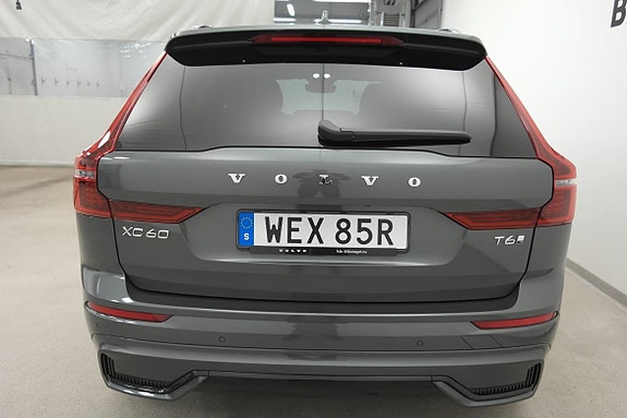 Volvo XC60 14 of 18