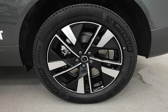 Volvo XC60 18 of 18