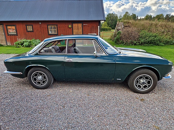 Alfa Romeo Giulia 1600 3 of 23