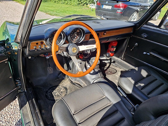Alfa Romeo Giulia 1600 9 of 23