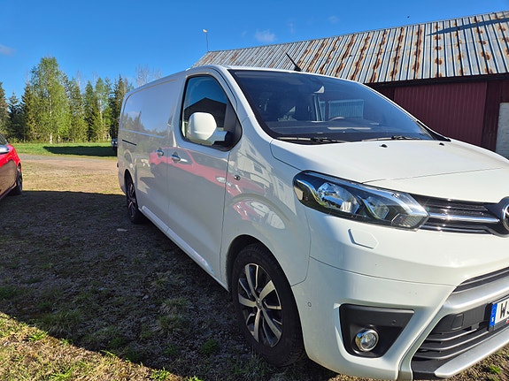 Toyota Proace 2 of 5