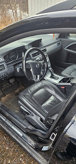 Volvo V70 6 of 9