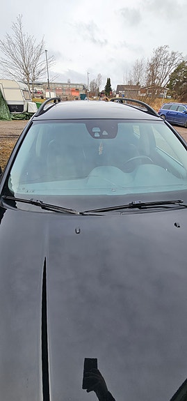 Volvo V70 4 of 5