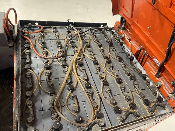 Cesab 2,5T Triplex 6 of 7