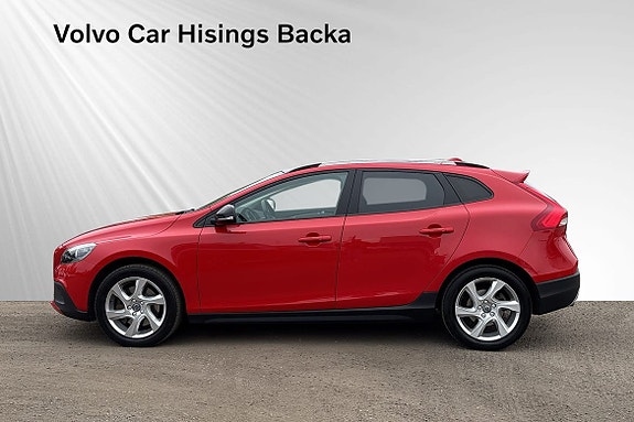 Volvo V40 Cross Country 4 of 13