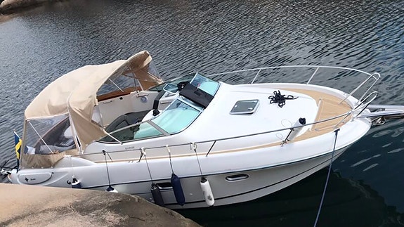 HÖSTPRIS Jeanneau Leader 805 – KAD44 Diesel 260HK - Mycket uppdaterad 3 of 13