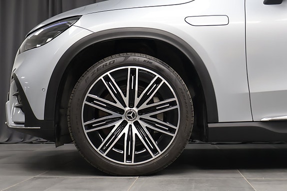 Mercedes-Benz EQE SUV 5 of 5