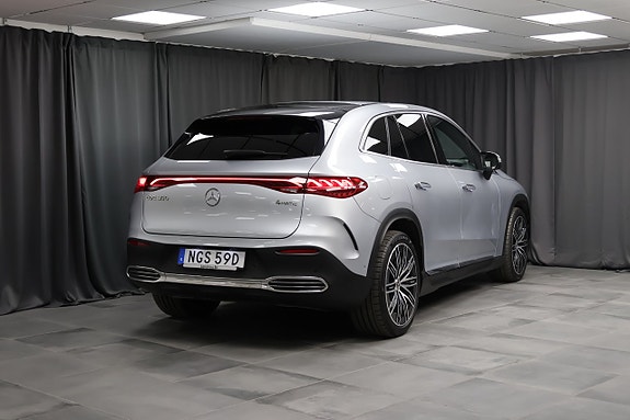 Mercedes-Benz EQE SUV 2 of 5