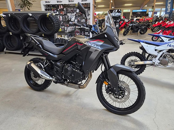 Honda XL750 TRANSALP -26