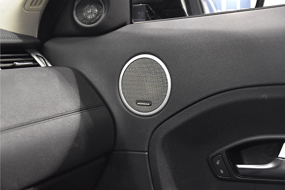 Land Rover Range Rover Evoque 21 of 22