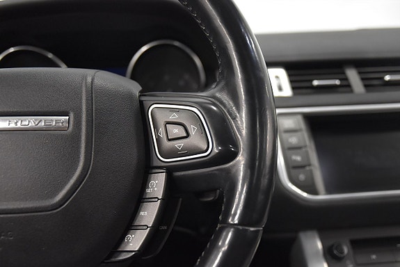 Land Rover Range Rover Evoque 12 of 22