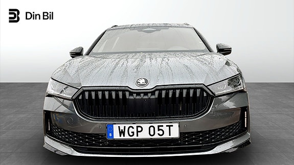 Skoda Superb 4 of 5