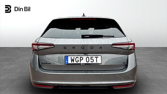 Skoda Superb 5 of 5