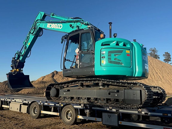 Uthyres: Grävmaskin 24-26 Ton, Kobelco 230 rotor, grip