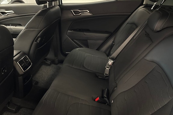Kia Sportage 12 of 21