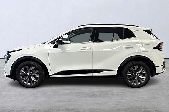 Kia Sportage 2 of 5