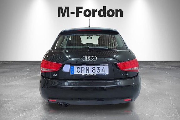 Audi A1 4 of 5