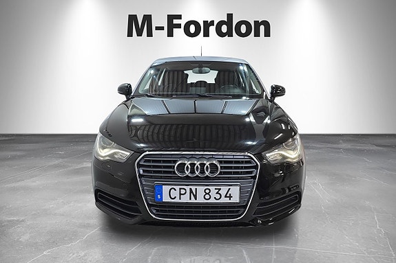 Audi A1 2 of 5