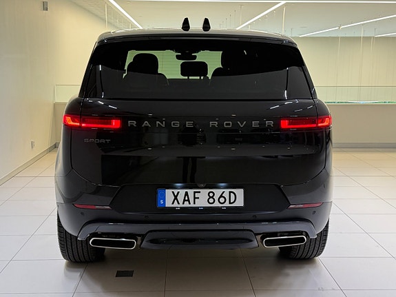 Land Rover Range Rover Sport 5 of 5