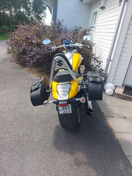 Suzuki VZR1800 Intruder 3 of 3