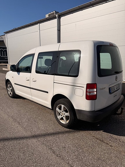 Volkswagen Caddy 4 of 5