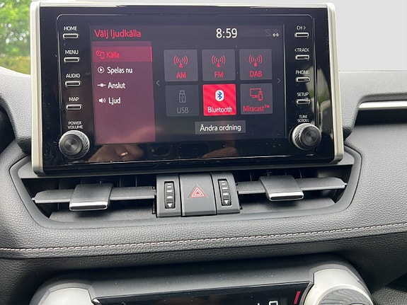 Toyota RAV4 16 of 22