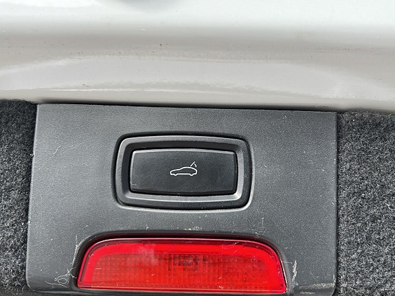 Porsche Cayenne 23 of 23