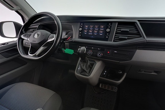 Volkswagen Transporter 15 of 26