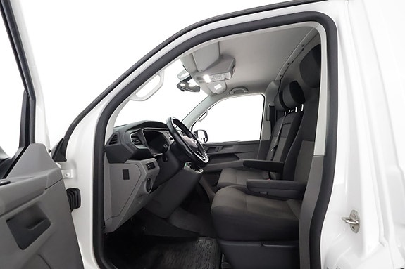 Volkswagen Transporter 10 of 24