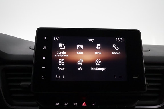 Renault Trafic 16 of 24