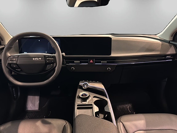 Kia EV6 7 of 19