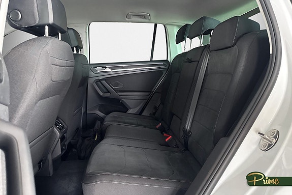 Volkswagen Tiguan 17 of 19