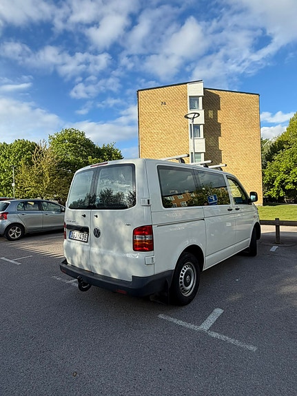 Volkswagen Transporter 4 of 7