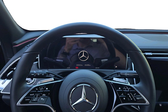 Mercedes-Benz E300 de 7 of 11