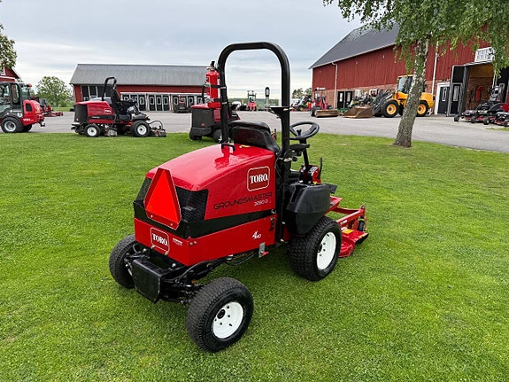 Toro 3280D Låga timmar Åkgräsklippare 5 of 11