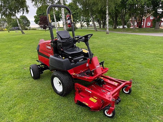 Toro 3280D Låga timmar Åkgräsklippare 3 of 11