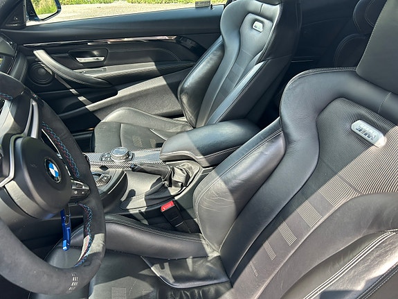 BMW M4 8 of 13