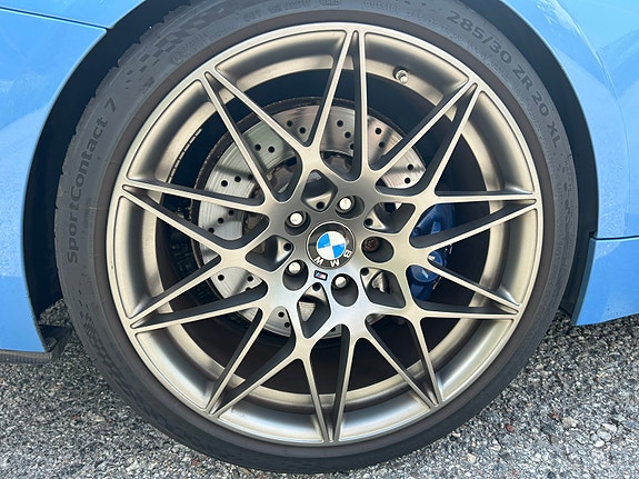 BMW M4 11 of 13