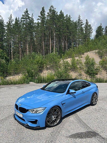 BMW M4 5 of 13