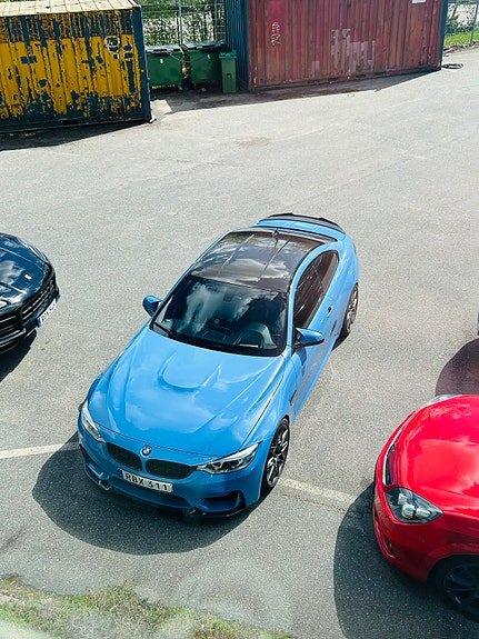 BMW M4 5 of 5