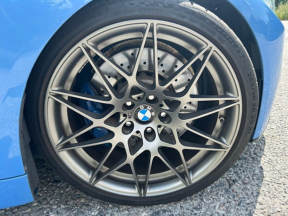 BMW M4 10 of 13