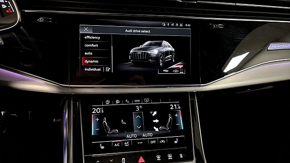 Audi SQ8 19 of 20