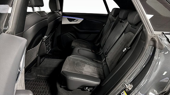 Audi SQ8 11 of 20