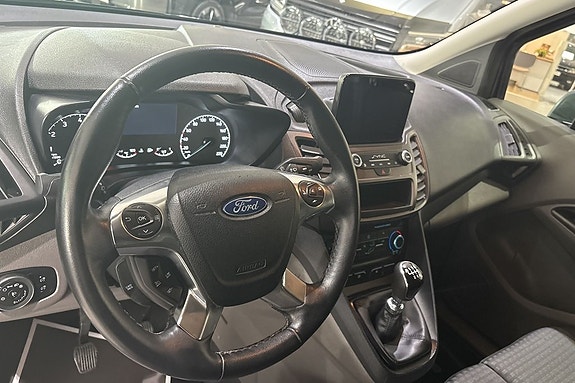 Ford Transit 7 of 8